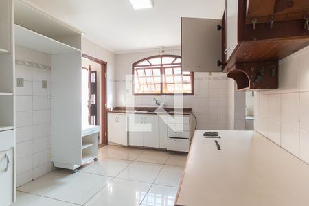 Casa para alugar com 350m², 2 quartos e 10 vagas Casa para alugar com 350m², 2 quartos e 10 vagasCozinha