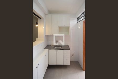 Cozinha de kitnet/studio para alugar com 1 quarto, 29m² em Vila Paulo Silas, São Paulo