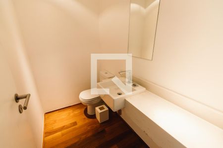 Lavabo de apartamento para alugar com 3 quartos, 120m² em Vila Ipojuca, São Paulo