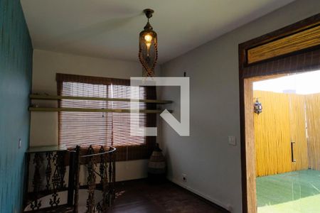 Sala de apartamento para alugar com 1 quarto, 120m² em Santo Antônio, Belo Horizonte