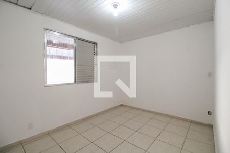 Quarto 1 de casa para alugar com 2 quartos, 180m² em Vila Oratório, São Paulo