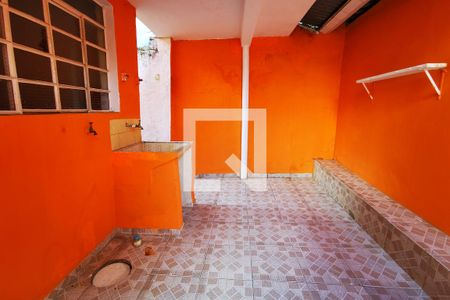 Casa à venda com 283m², 2 quartos e 3 vagas Casa à venda com 283m², 2 quartos e 3 vagasÁrea de serviço