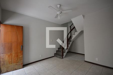 Sala de apartamento para alugar com 2 quartos, 100m² em Vila da Penha, Rio de Janeiro