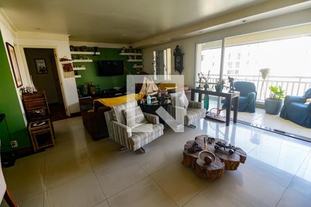 Sala de apartamento para alugar com 3 quartos, 145m² em Vila Sonia, São Paulo