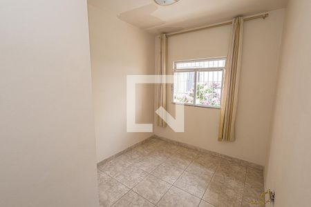 Quarto 1 de apartamento para alugar com 3 quartos, 72m² em Heliópolis, Belo Horizonte