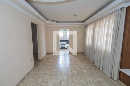 Sala de apartamento para alugar com 3 quartos, 72m² em Heliópolis, Belo Horizonte