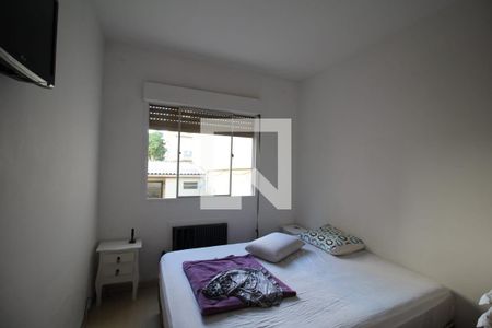 Quarto 1/casa 1 de casa à venda com 7 quartos, 260m² em Bela Vista, Porto Alegre