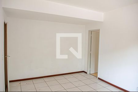 sala de apartamento para alugar com 3 quartos, 144m² em Jacarepaguá, Rio de Janeiro