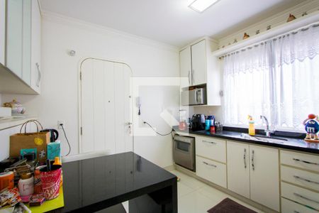 Apartamento à venda com 146m², 4 quartos e 2 vagas Apartamento à venda com 146m², 4 quartos e 2 vagasCozinha