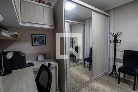 Quarto 2 de apartamento à venda com 2 quartos, 100m² em Petrópolis, Porto Alegre