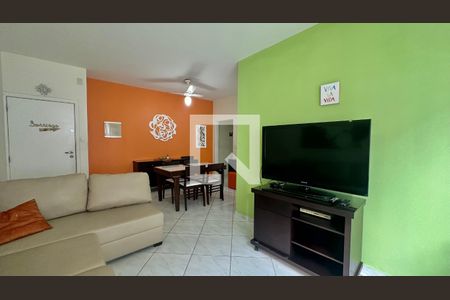 Sala de apartamento para alugar com 2 quartos, 70m² em Jardim Belmar, Guarujá