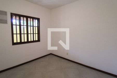 Quarto 2 de casa de condomínio para alugar com 2 quartos, 72m² em Vila Maria Helena, Duque de Caxias