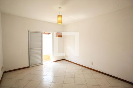 Quarto Suíte de casa de condomínio para alugar com 3 quartos, 182m² em Tanque, Rio de Janeiro