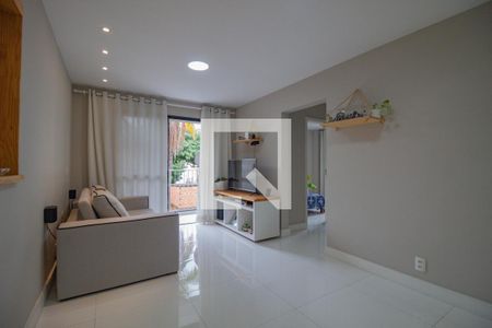 Sala  de apartamento à venda com 2 quartos, 55m² em Taquara, Rio de Janeiro
