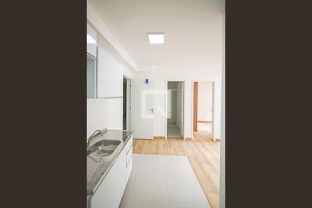 Apartamento à venda com 39m², 2 quartos e sem vaga Apartamento à venda com 39m², 2 quartos e sem vagaCozinha e Lavanderia