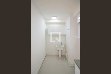 Apartamento à venda com 39m², 2 quartos e sem vaga Apartamento à venda com 39m², 2 quartos e sem vagaCozinha e Lavanderia