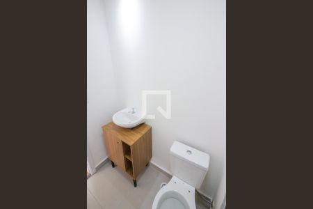 Apartamento à venda com 39m², 2 quartos e sem vaga Apartamento à venda com 39m², 2 quartos e sem vagaBanheiro