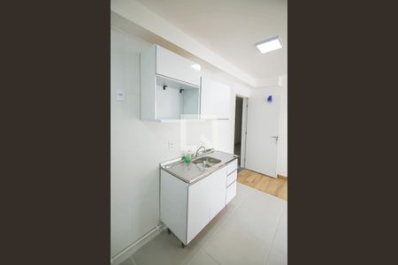 Apartamento à venda com 39m², 2 quartos e sem vaga Apartamento à venda com 39m², 2 quartos e sem vagaCozinha e Lavanderia