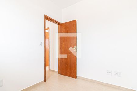 Quarto 2 de apartamento para alugar com 2 quartos, 46m² em Vila Sao Francisco (zona Leste), São Paulo