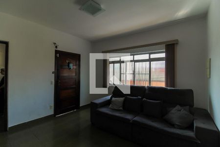 Sala de casa à venda com 4 quartos, 360m² em Parque Sevilha, São Paulo