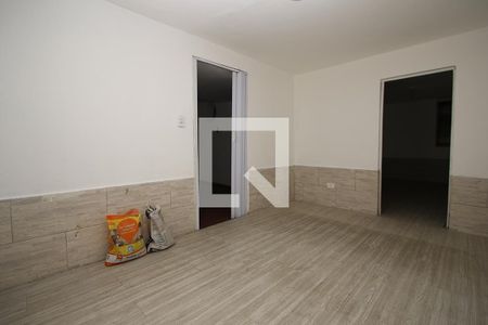 Quarto 2 de casa para alugar com 3 quartos, 80m² em Pinheiros, São Paulo