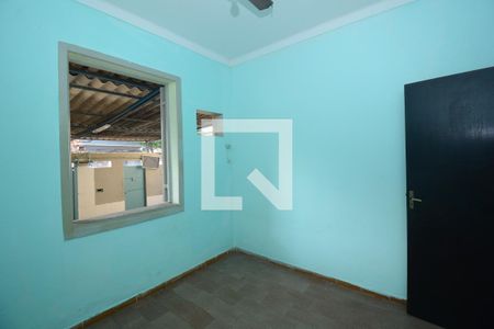 Quarto 1 de casa para alugar com 2 quartos, 100m² em Irajá, Rio de Janeiro