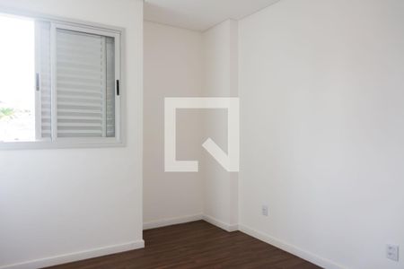 Quarto 1 de apartamento para alugar com 3 quartos, 134m² em Cabral, Contagem