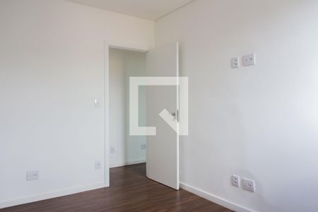 Quarto 1 de apartamento para alugar com 3 quartos, 134m² em Cabral, Contagem