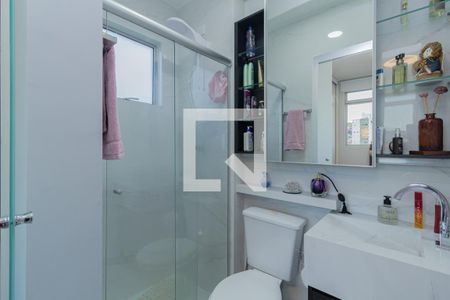 Banheiro de apartamento à venda com 3 quartos, 152m² em Santa Efigênia, Belo Horizonte