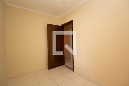Quarto 1 de casa à venda com 3 quartos, 265m² em Vila Mangalot, São Paulo