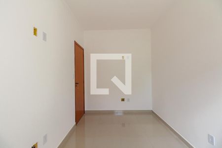 Quarto 1 de apartamento para alugar com 2 quartos, 38m² em Vila Granada, São Paulo