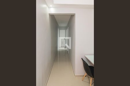 Sala - Corredor de apartamento para alugar com 2 quartos, 75m² em Penha, Rio de Janeiro