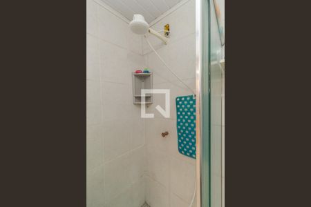 Casa à venda com 250m², 4 quartos e 3 vagas Casa à venda com 250m², 4 quartos e 3 vagasLavanderia / Banheiro fundos