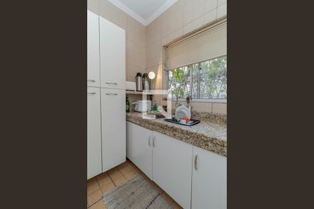 Casa à venda com 250m², 4 quartos e 3 vagas Casa à venda com 250m², 4 quartos e 3 vagasCozinha