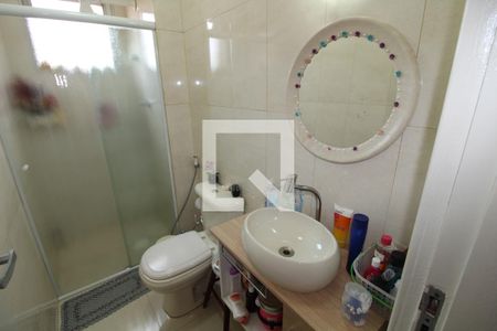 Banheiro de apartamento à venda com 1 quarto, 53m² em Vila Ema, São Paulo