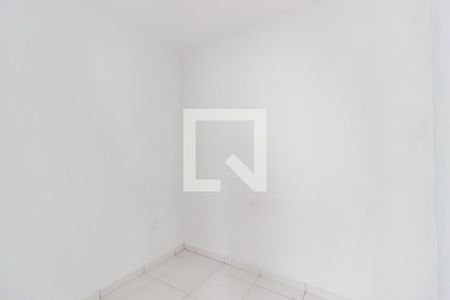 Quarto 1 de kitnet/studio para alugar com 2 quartos, 30m² em Jardim Lucia, São Paulo