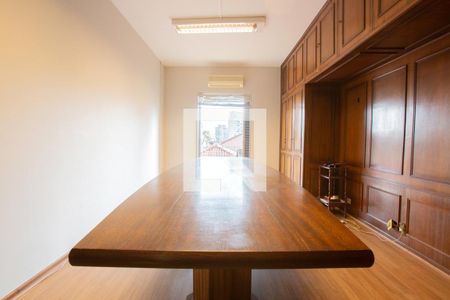 Casa à venda com 3 quartos, 296m² em Mirandópolis, São Paulo
