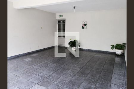 Casa à venda com 5 quartos, 251m² em Vila Prudente, São Paulo
