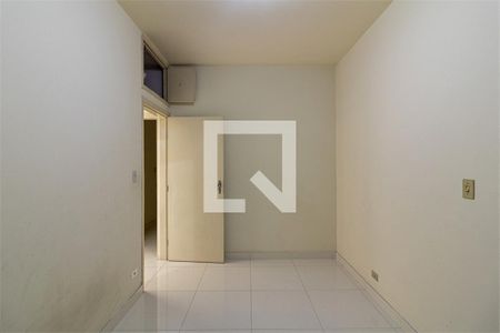 Casa à venda com 3 quartos, 182m² em Cambuci, São Paulo