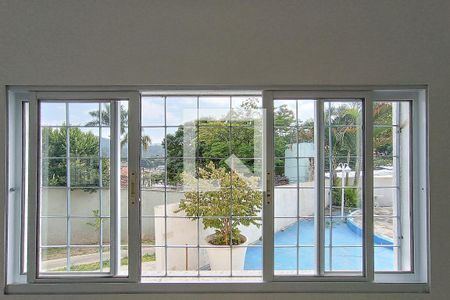 Vista da sala  de casa para alugar com 3 quartos, 166m² em Jardim Virginia Bianca, São Paulo