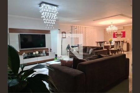 Casa à venda com 4 quartos, 471m² em Barro Branco (Zona Norte), São Paulo