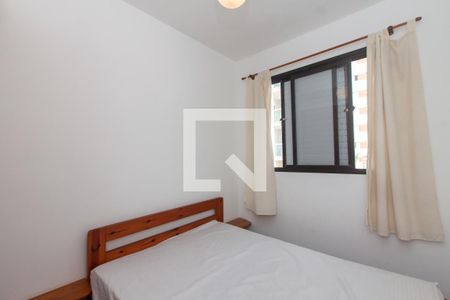 Quarto 2 de apartamento para alugar com 2 quartos, 62m² em Vila Julia, Guarujá