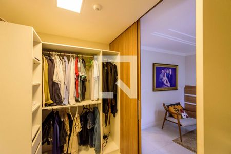 Closet da suíte 1 de casa de condomínio à venda com 2 quartos, 201m² em Aberta dos Morros, Porto Alegre