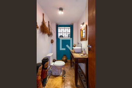 1o. Andar - Lavabo de casa à venda com 3 quartos, 200m² em Vila Clementino, São Paulo