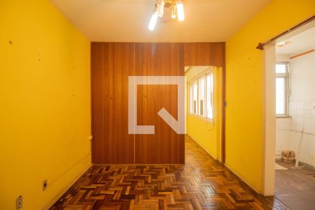 Sala de kitnet/studio à venda com 1 quarto, 33m² em Vila Ipiranga, Porto Alegre
