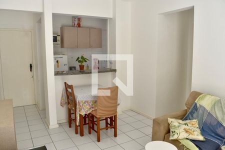 Sala de apartamento para alugar com 1 quarto, 50m² em Chame-chame, Salvador
