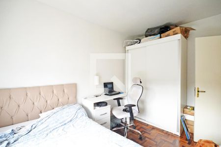 Quarto de apartamento à venda com 1 quarto, 40m² em Santo Antônio, Porto Alegre