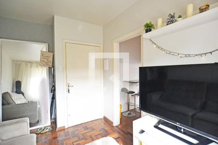 Sala de apartamento à venda com 1 quarto, 40m² em Santo Antônio, Porto Alegre