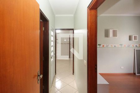 Corredor de casa à venda com 2 quartos, 250m² em Vila Olinda, São Paulo