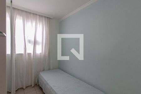 Quarto 2 de apartamento para alugar com 3 quartos, 80m² em Buritis, Belo Horizonte